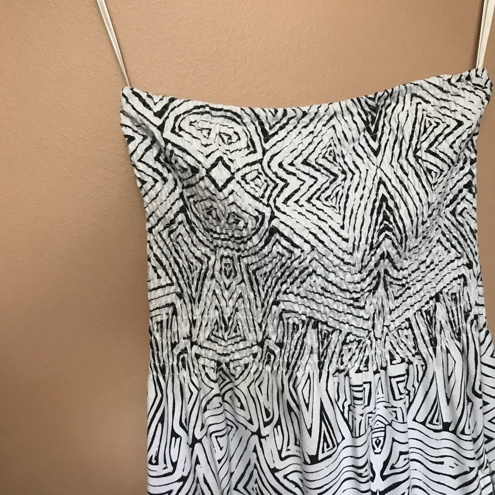 black and white patterned high-low strapless dress